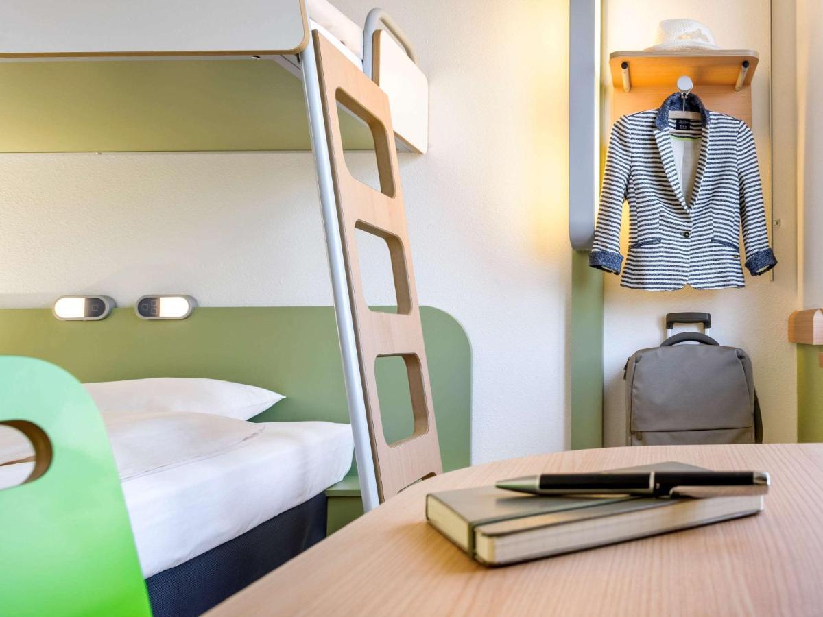 Ibis Budget Newport Extérieur photo