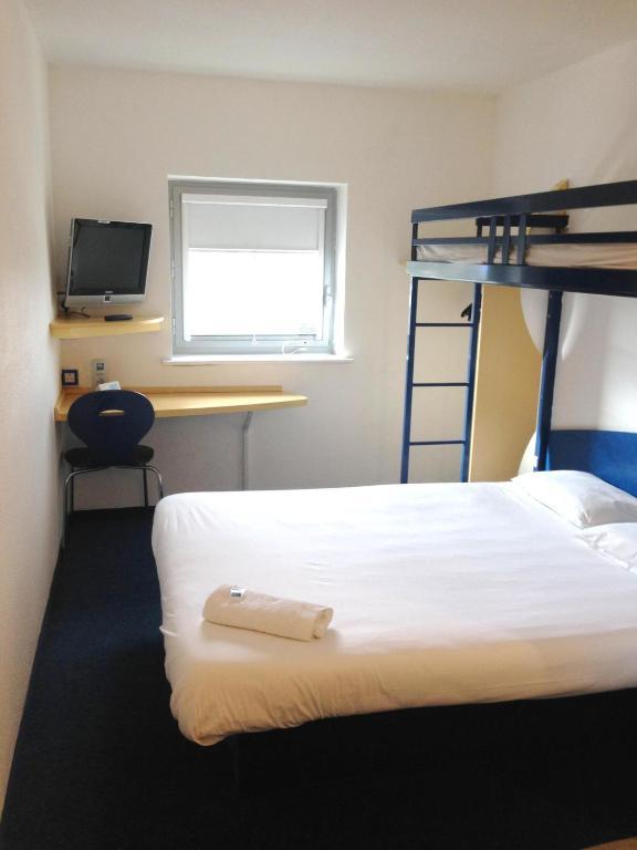 Ibis Budget Newport Extérieur photo