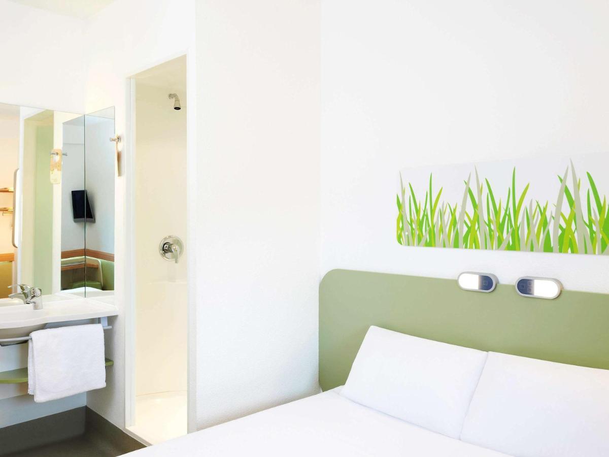 Ibis Budget Newport Extérieur photo